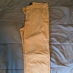 Men’s khaki pants size 33x32
